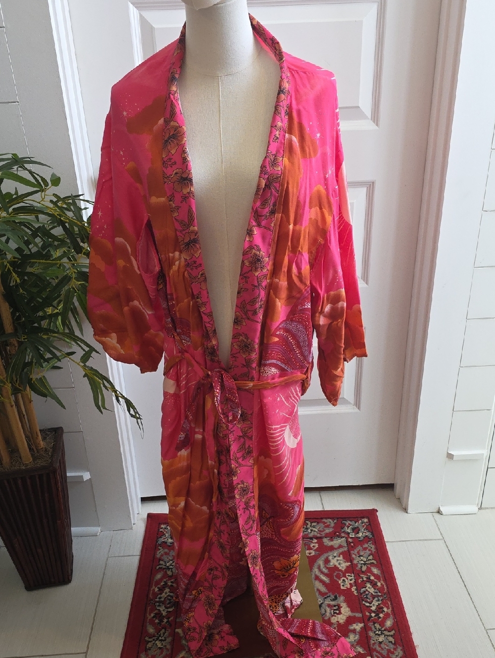 Women's Pink & Orange Floral Robe